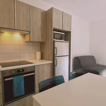 Apartment Wave