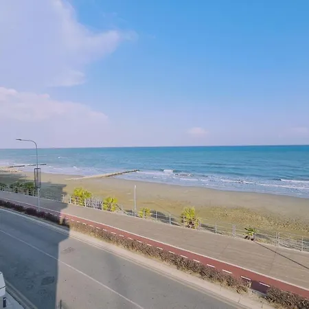 Wave Apartment *